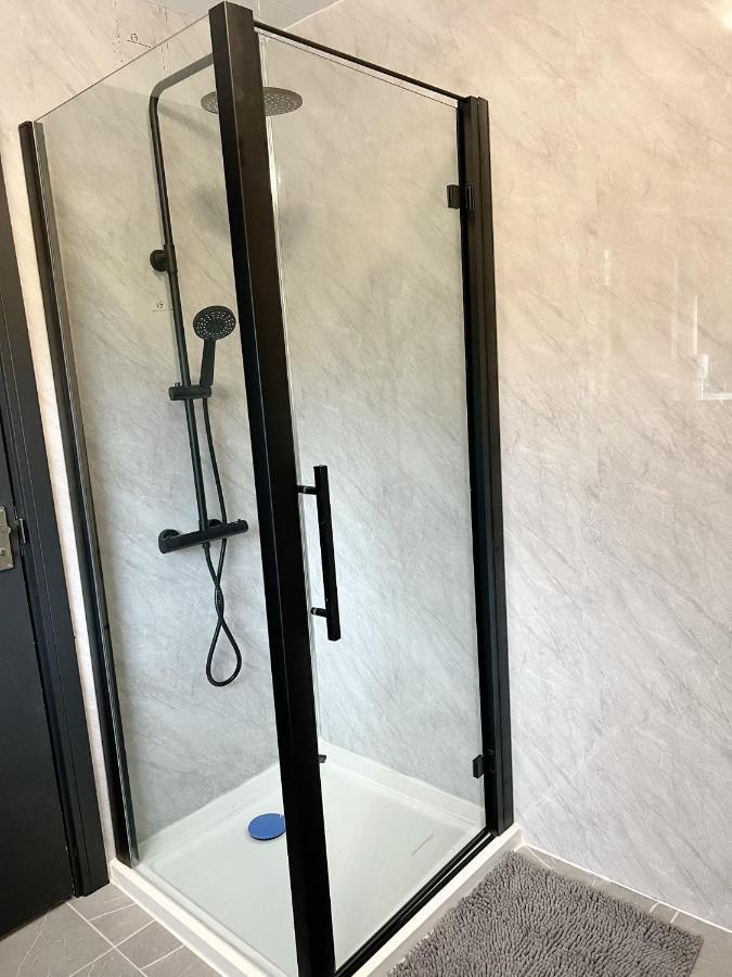 נוטינגהאם M Sisters Luxury Home In Ng6 מראה חיצוני תמונה