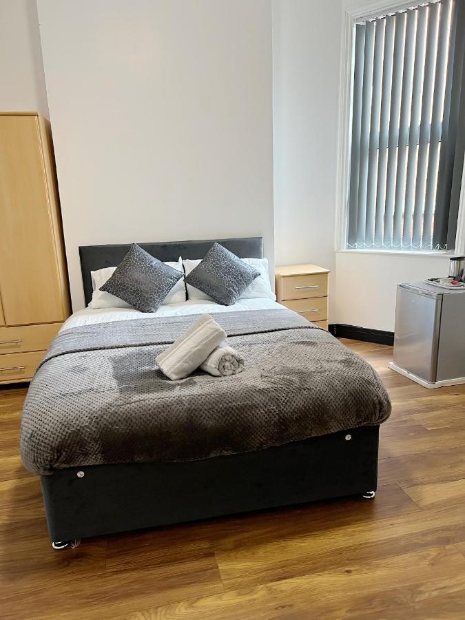 נוטינגהאם M Sisters Luxury Home In Ng6 מראה חיצוני תמונה